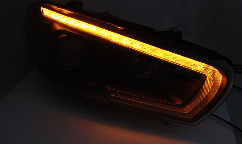 Koplampen VW Scirocco lll 08-14 DRL Dynamic LED Zwart Xenon